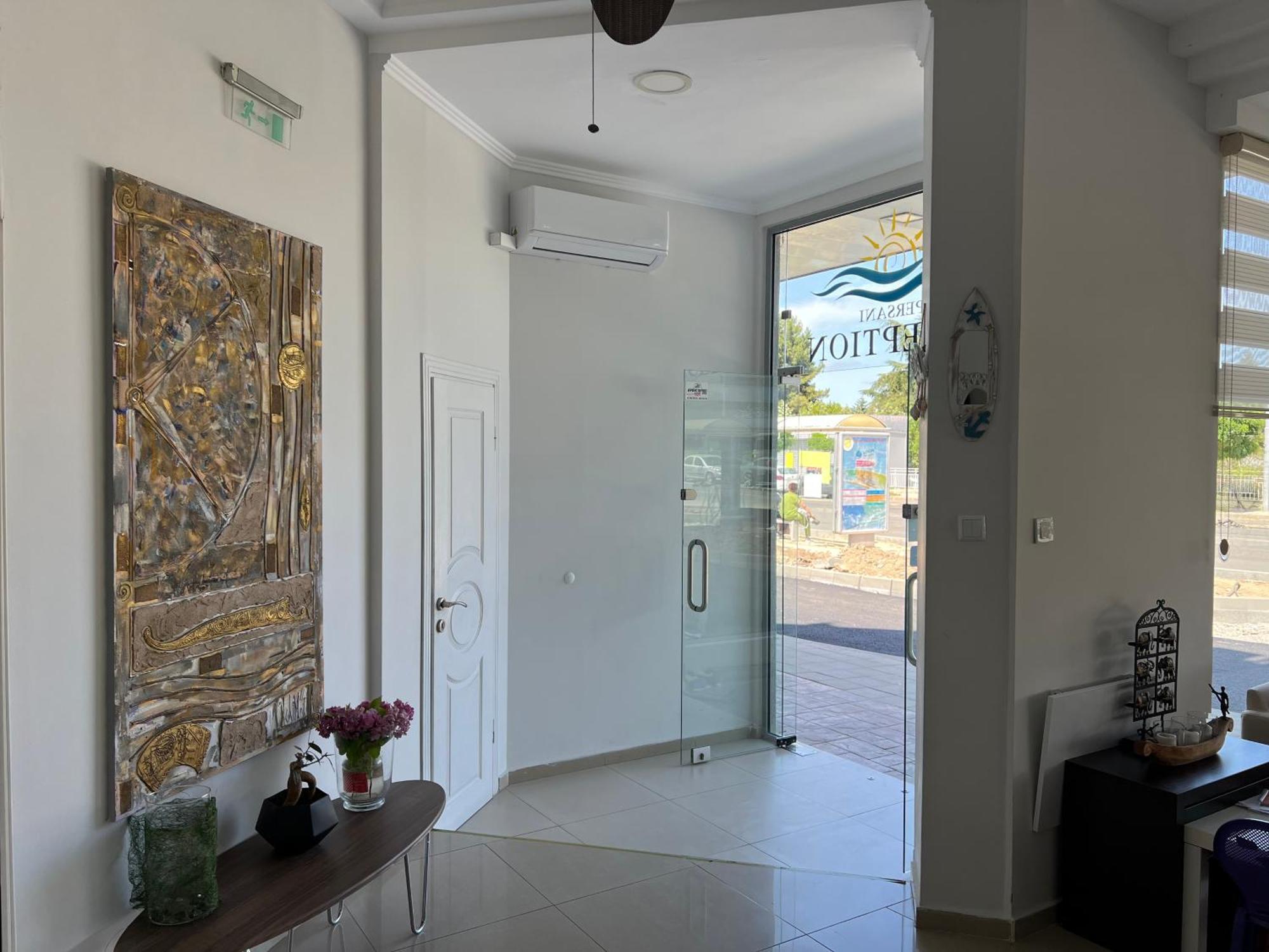 Persani Hotel-Free Parking Slăntjev Brjag Exteriör bild