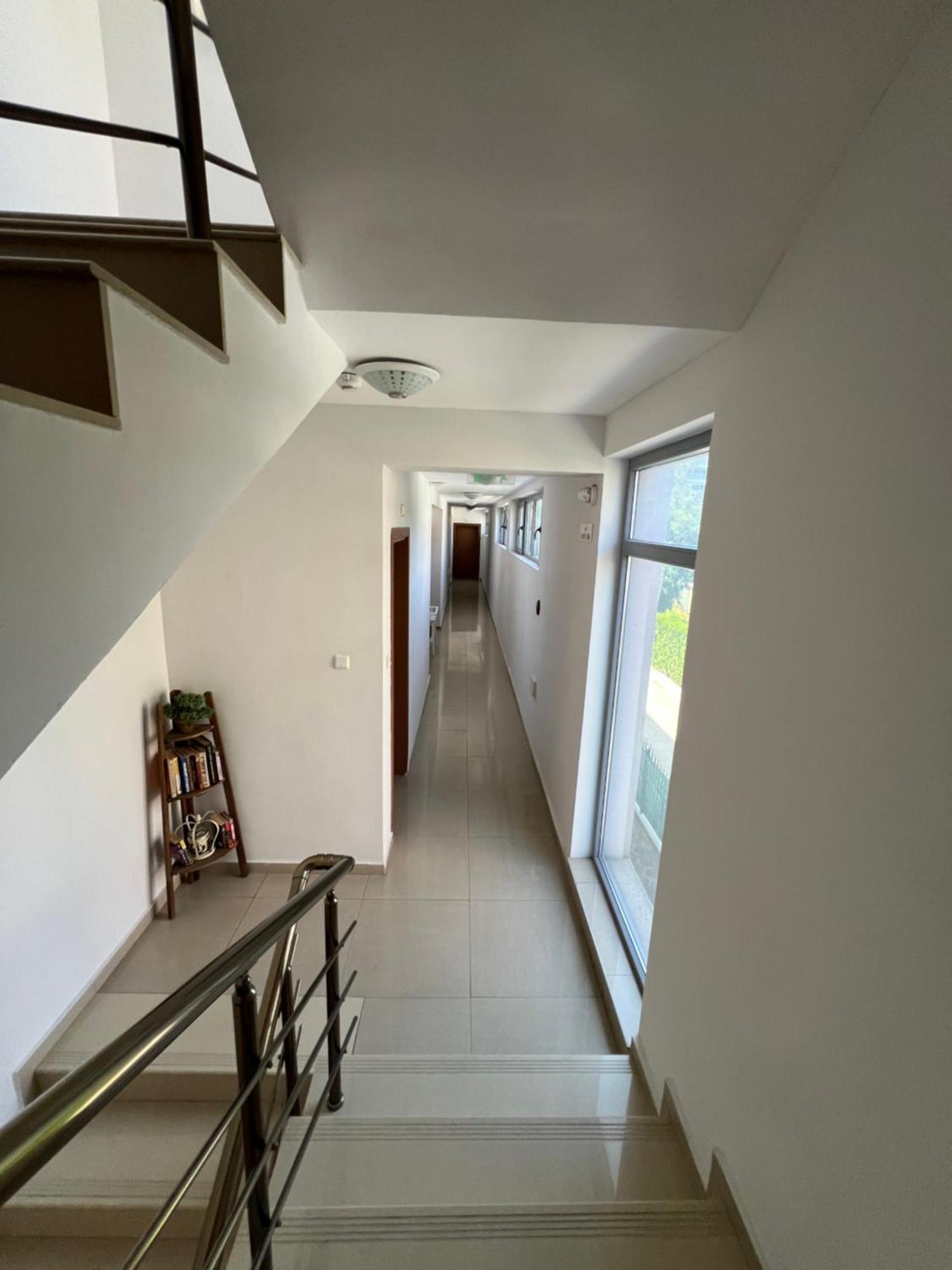 Persani Hotel-Free Parking Slăntjev Brjag Exteriör bild